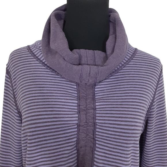 Lululemon In A Cinch Cowl Neck Pullover Purple Reversible Sweatshirt Womens M - Picture 2 of 13